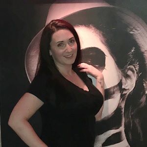 Meet your Posher, Ashley